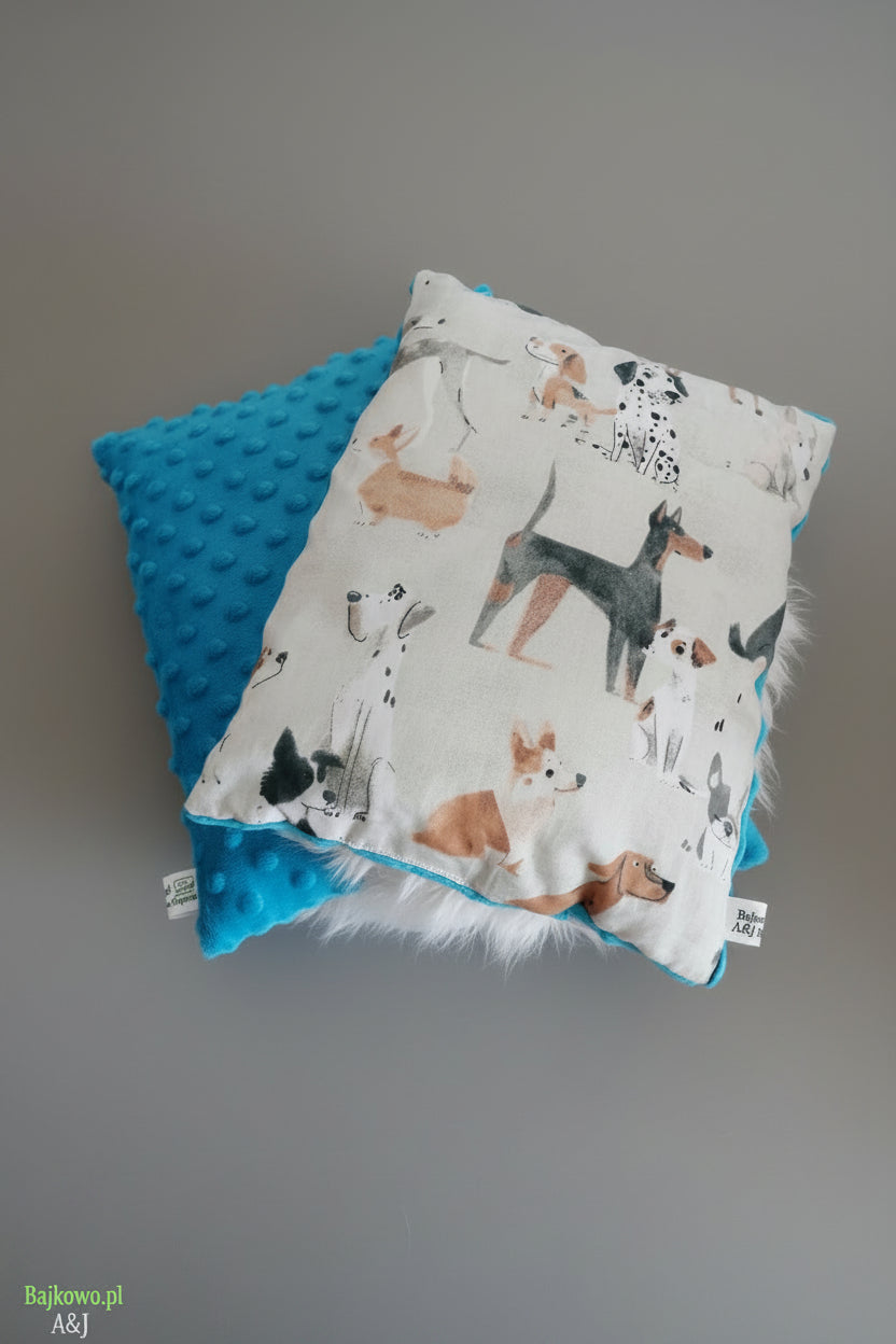 Poduszka w pieski 30x25 , bawełna plus minky kropkowany kolor niebieski